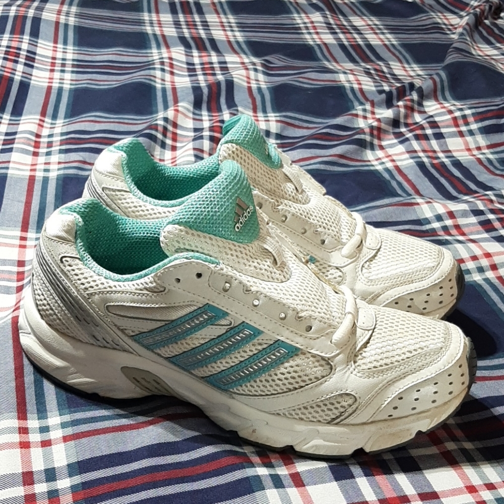 Adidas running shoes womans size 7.5